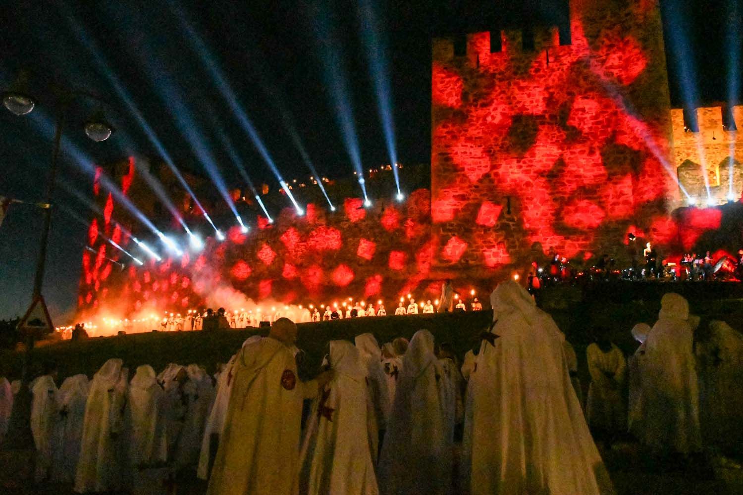 Gran desfile de la Noche Templaria de Ponferrada | Daniel Merino (InfoBierzo) Gran desfile de la Noche Templaria de Ponferrada | Daniel Merino (InfoBierzo)
