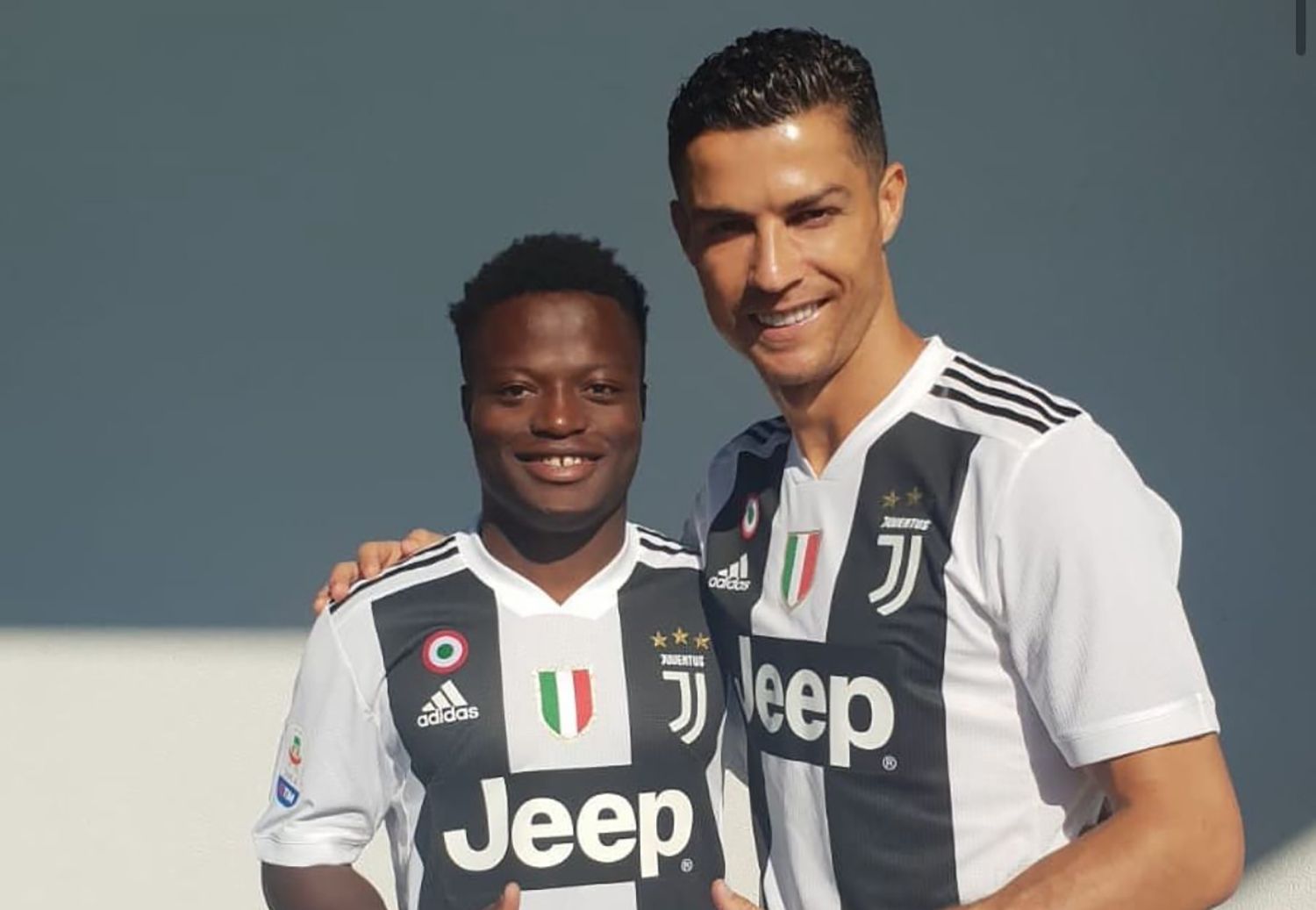Chibozo en una foto con Cristiano Ronaldo cuando ambos pertenecían a la Juventus Chibozo en una foto con Cristiano Ronaldo cuando ambos pertenecían a la Juventus