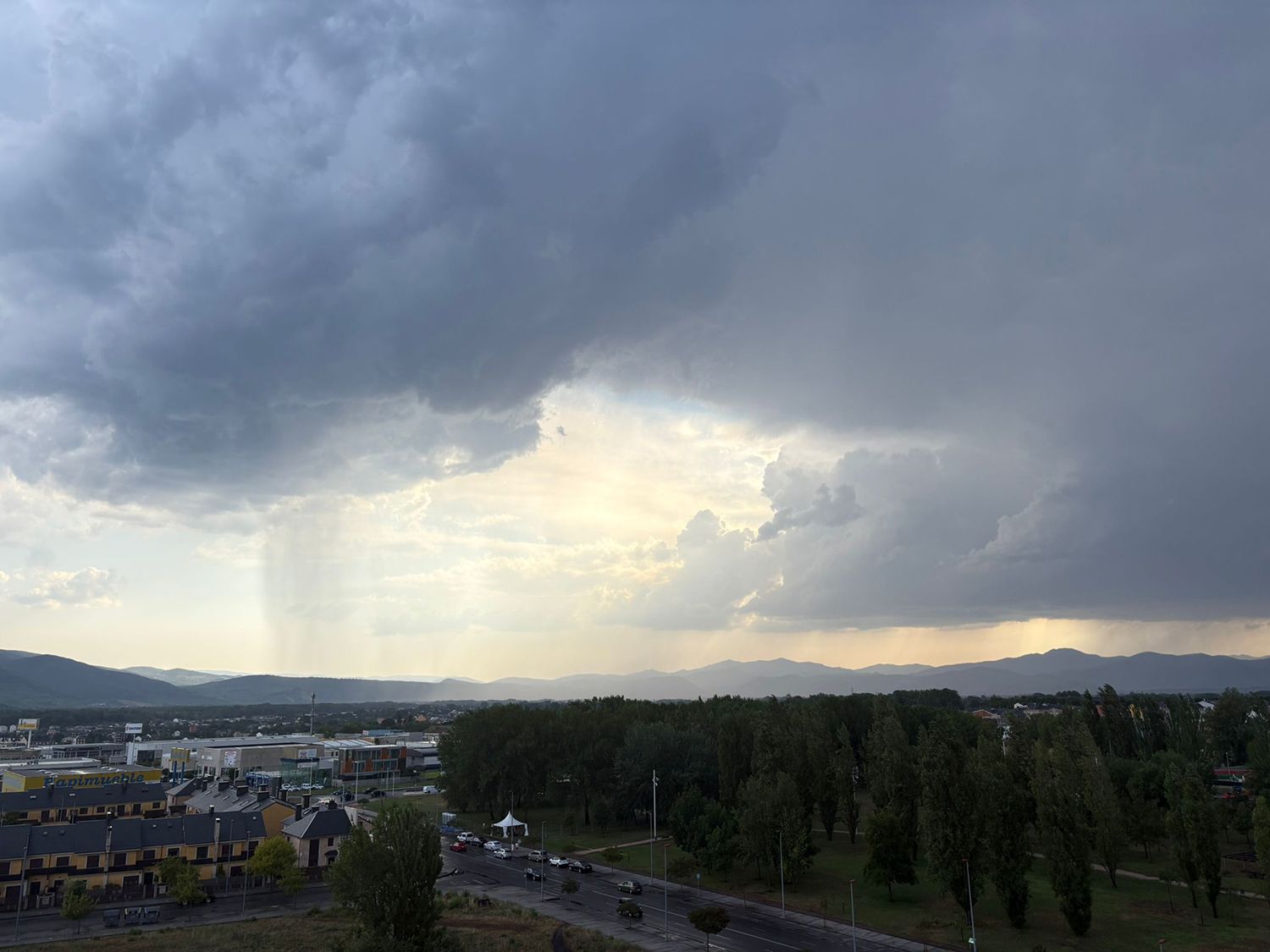 Tormenta en La Rosaleda Tormenta en La Rosaleda
