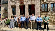 Una nueva familia se ha mudado a Soto de Sajambre y ha abierto el hostal Peña Santa | Diputación de León