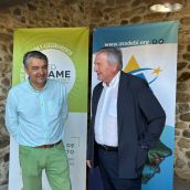 El presidente de ASODEBI, José Luis Ramón Corral (izquierda) junto a Raúl Valcarce alcalde de Carracedelo El presidente de ASODEBI, José Luis Ramón Corral (izquierda) junto a Raúl Valcarce alcalde de Carracedelo