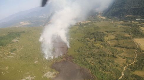 Incendio forestal en Caboalles de Arriba | Foto: AT Briff Incendio forestal en Caboalles de Arriba | Foto: AT Briff