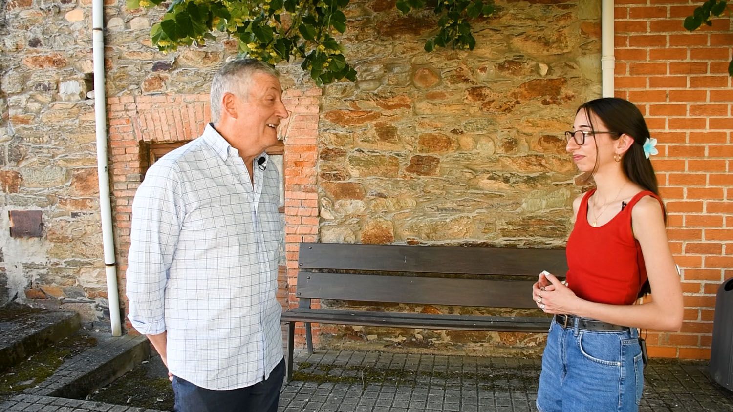 T4. Ep 6. Cubillos del SilDel Cielo a la Raíz del Bierzo | Daniel Merino (InfoBierzo) T4. Ep 6. Cubillos del SilDel Cielo a la Raíz del Bierzo | Daniel Merino (InfoBierzo)
