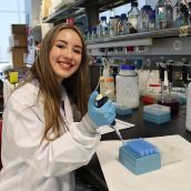 La estudiante ponferradina, Eva Freire | Foto: Centro Nacional de Investigaciones Cardiovasculares (CNIC)