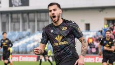 Mario García, objetivo para el centro del campo de la Ponferradina
