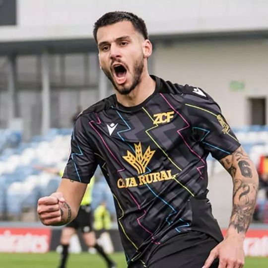 Mario García, objetivo para el centro del campo de la Ponferradina