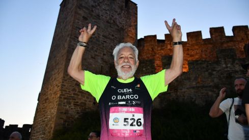 La '21 Lunas y Media' convierte Ponferrada en la capital del atletismo nocturno | Daniel Merino (InfobBierzo) La '21 Lunas y Media' convierte Ponferrada en la capital del atletismo nocturno | Daniel Merino (InfobBierzo)
