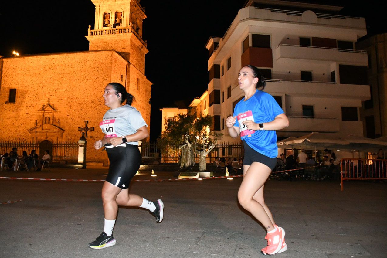 La '21 Lunas y Media' convierte Ponferrada en la capital del atletismo nocturno (155) La '21 Lunas y Media' convierte Ponferrada en la capital del atletismo nocturno (155)