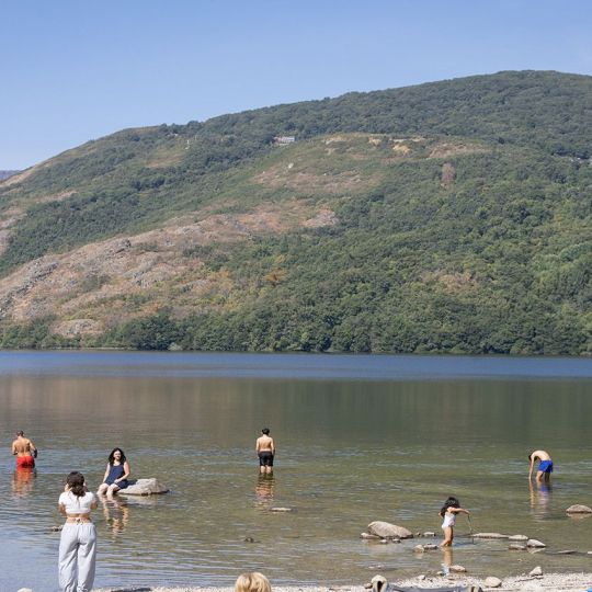 El Bierzo se queda sin una de sus zonas de baño: El censo oficial de CyL elimina la playa fluvial de Toral de los Vados | JL Leal / ICAL El Bierzo se queda sin una de sus zonas de baño: El censo oficial de CyL elimina la playa fluvial de Toral de los Vados | JL Leal / ICAL