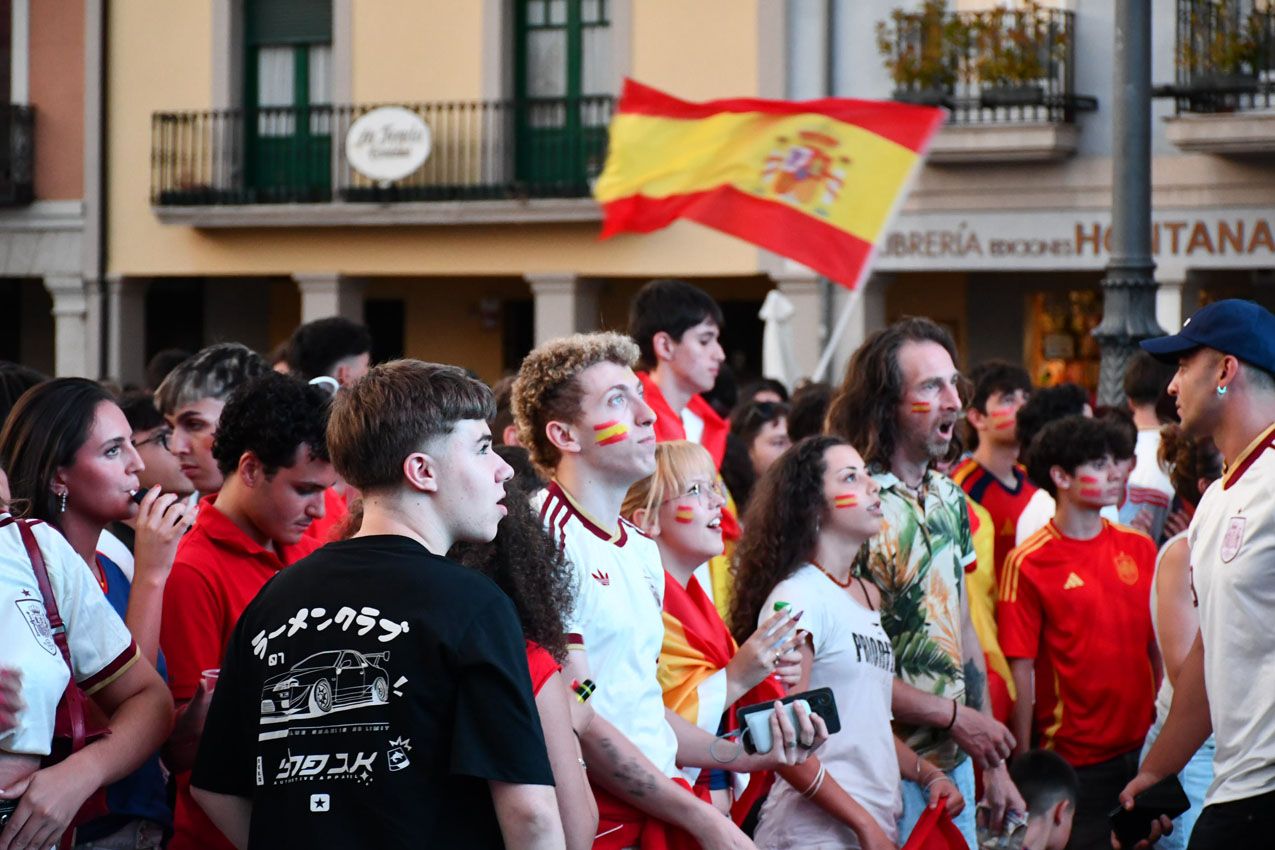 La final del Mundial 2026 entre España y Argentina une a los bercianos con La Roja (Daniel Merino InfoBierzo) (16) La final del Mundial 2026 entre España y Argentina une a los bercianos con La Roja (Daniel Merino InfoBierzo) (16)