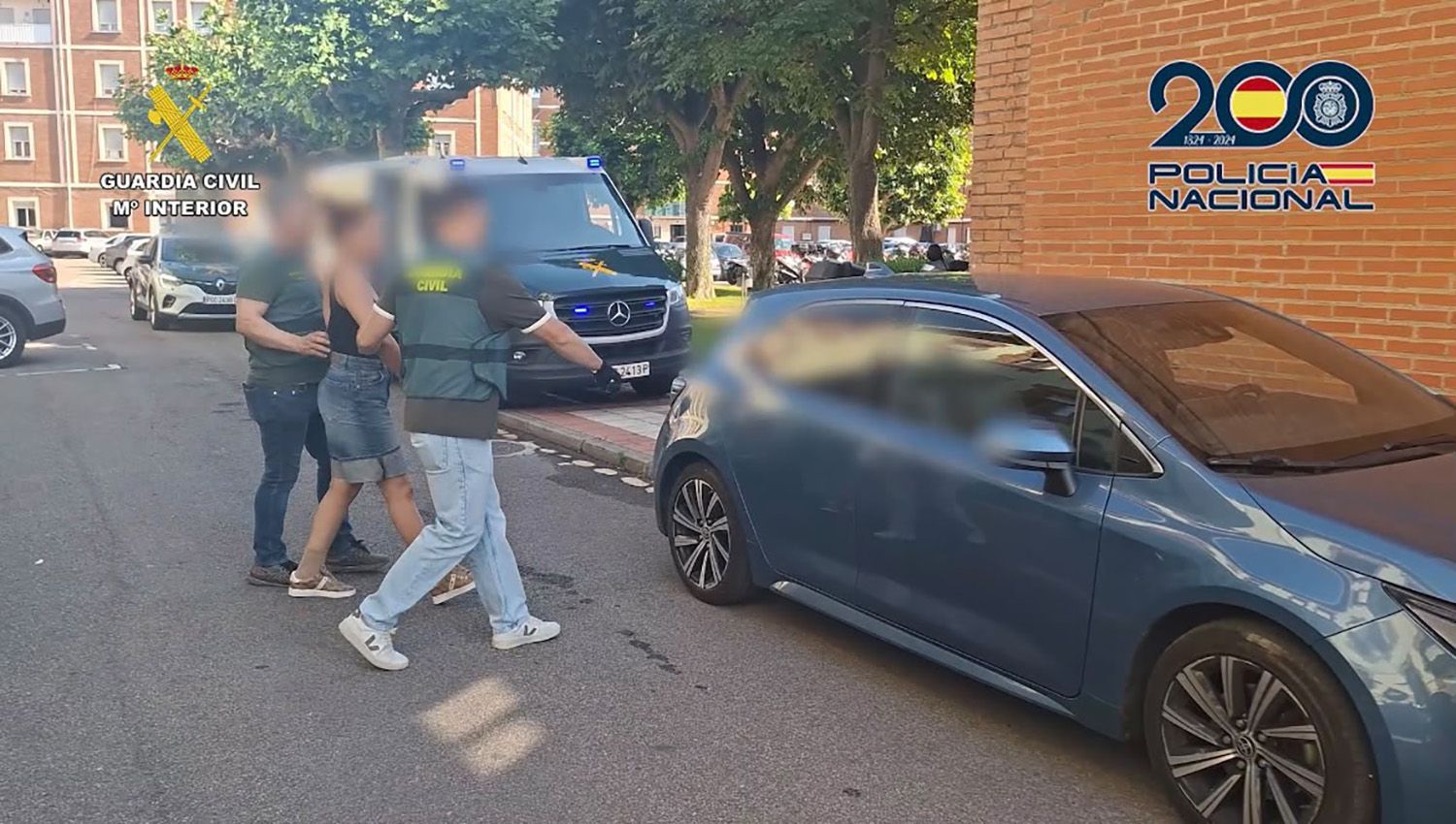 detenidos 2 detenidos 2
