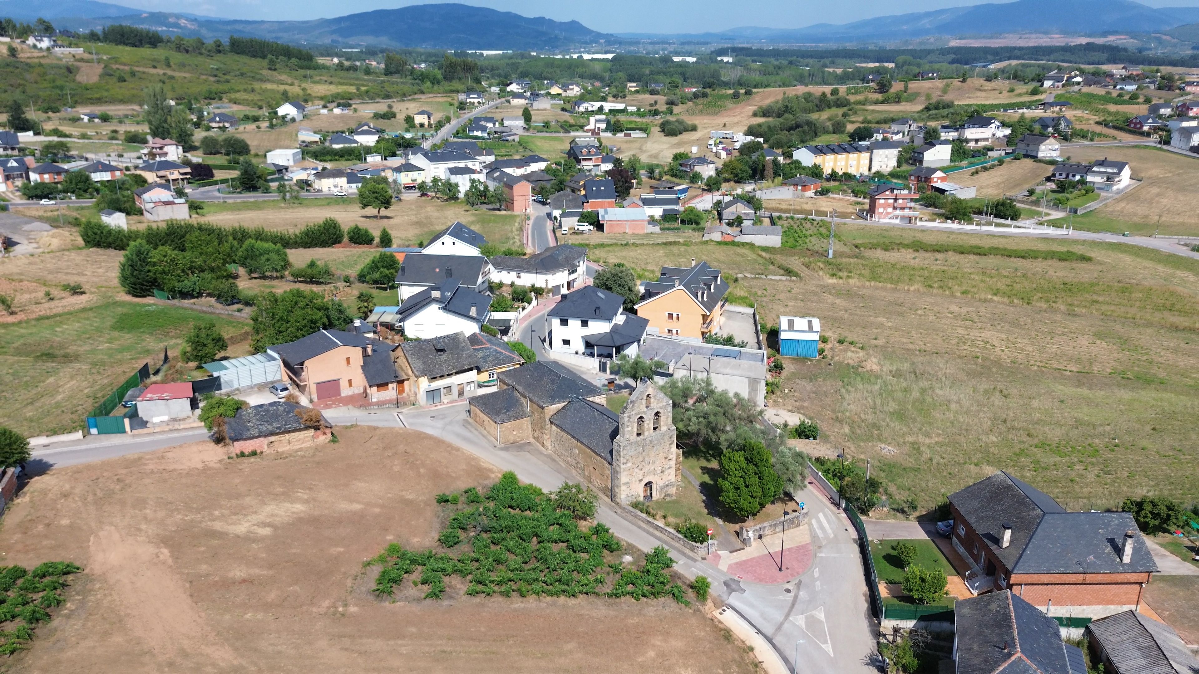T4. Ep 7. Cabañas Raras y CortigueraDel Cielo a la Raíz del Bierzo (3) T4. Ep 7. Cabañas Raras y CortigueraDel Cielo a la Raíz del Bierzo (3)