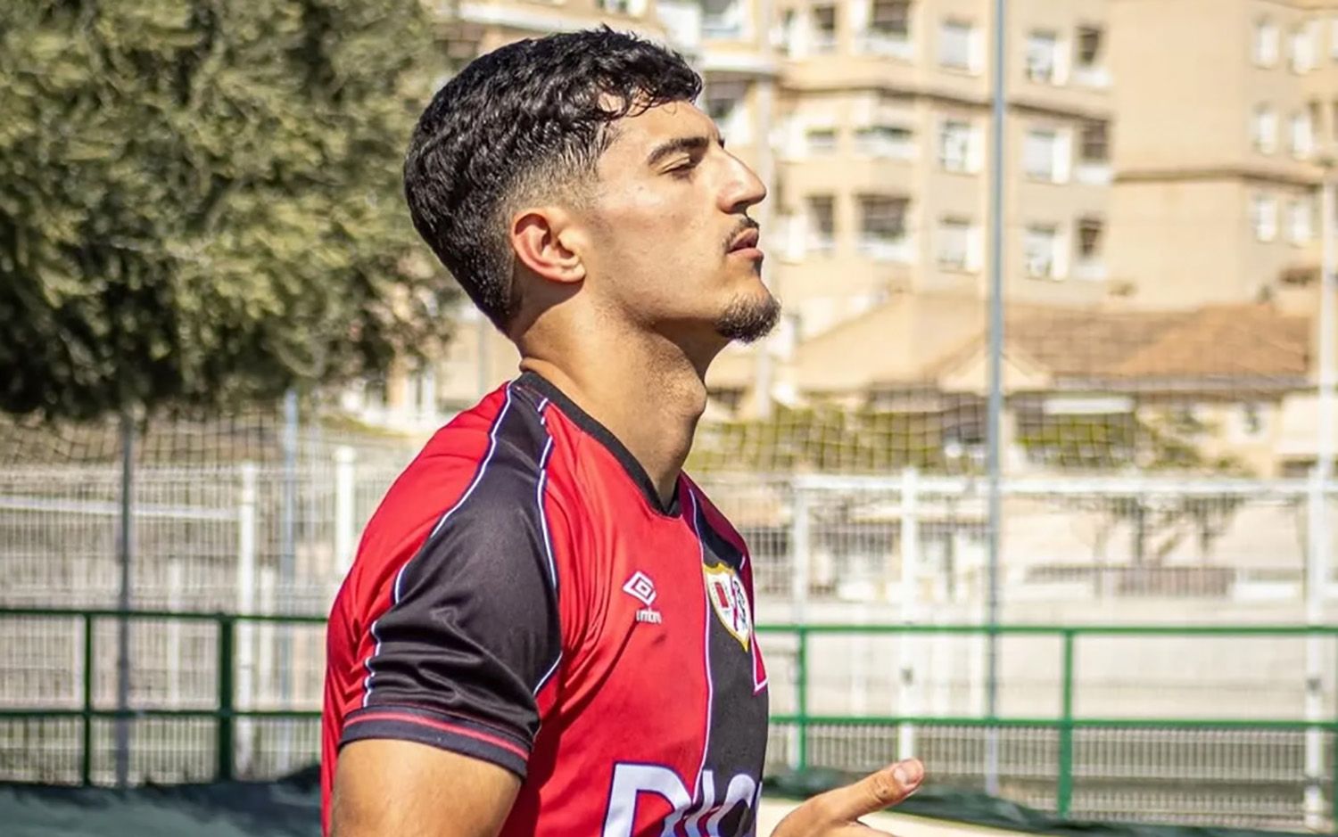 Unai Sabroso (RayoVallecano) Unai Sabroso (RayoVallecano)