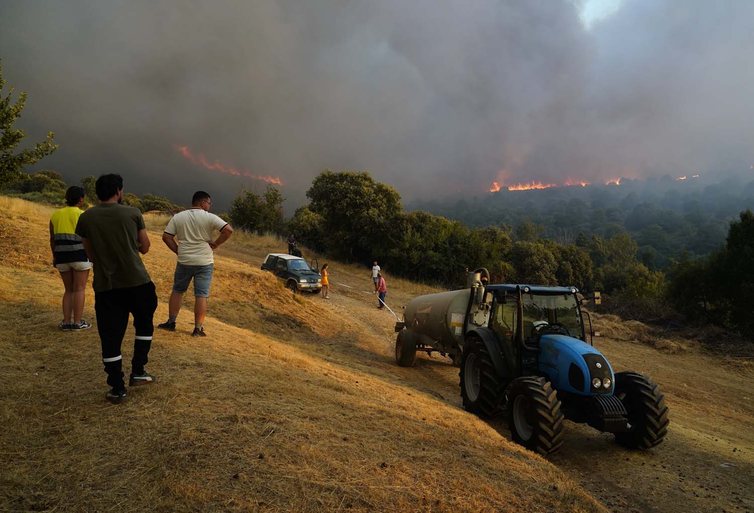 César Sánchez ICAL La localidad de Turienzo Castañero, afectada por el incendio (6) César Sánchez ICAL La localidad de Turienzo Castañero, afectada por el incendio (6)