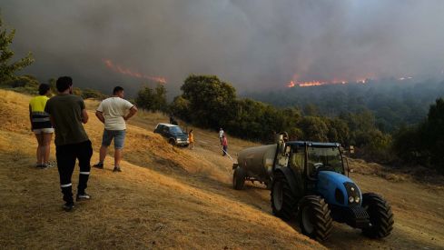 César Sánchez  ICAL  La localidad de Turienzo Castañero, afectada por el incendio (6)