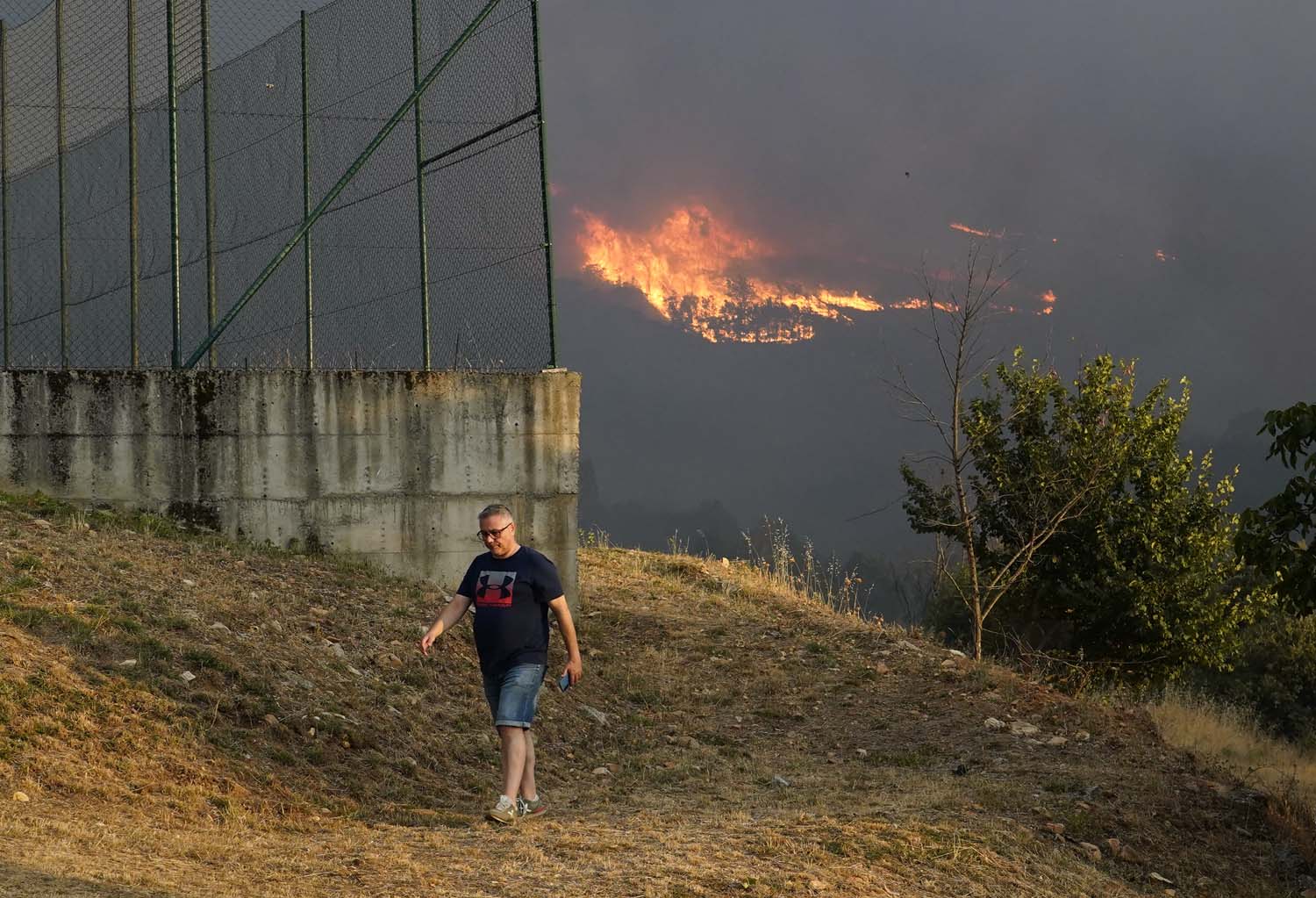 César SánchezICALLa localidad de Turienzo Castañero, afectada por el incendio (8)