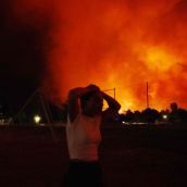 La localidad de Turienzo Castañero asediada por el fuego César Sánchez ICAL (6) La localidad de Turienzo Castañero asediada por el fuego César Sánchez ICAL (6)