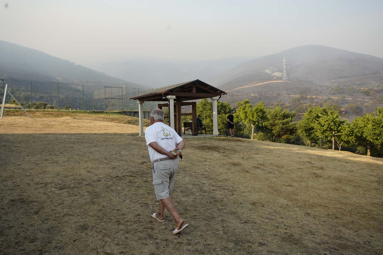 Incendio de Castropodame en San Pedro Castañero y Turienzo Castañero César Sánchez ICAL (11) Incendio de Castropodame en San Pedro Castañero y Turienzo Castañero César Sánchez ICAL (11)