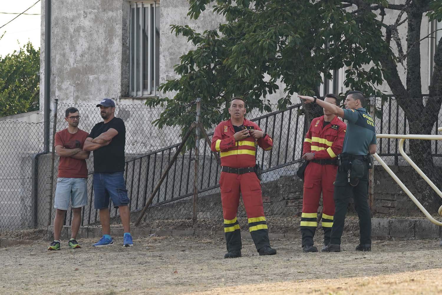 Incendio de Castropodame en San Pedro Castañero y Turienzo Castañero César Sánchez ICAL (17) Incendio de Castropodame en San Pedro Castañero y Turienzo Castañero César Sánchez ICAL (17)
