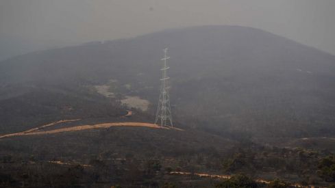 Incendio de Castropodame en San Pedro Castañero y Turienzo Castañero | César Sánchez ICAL 