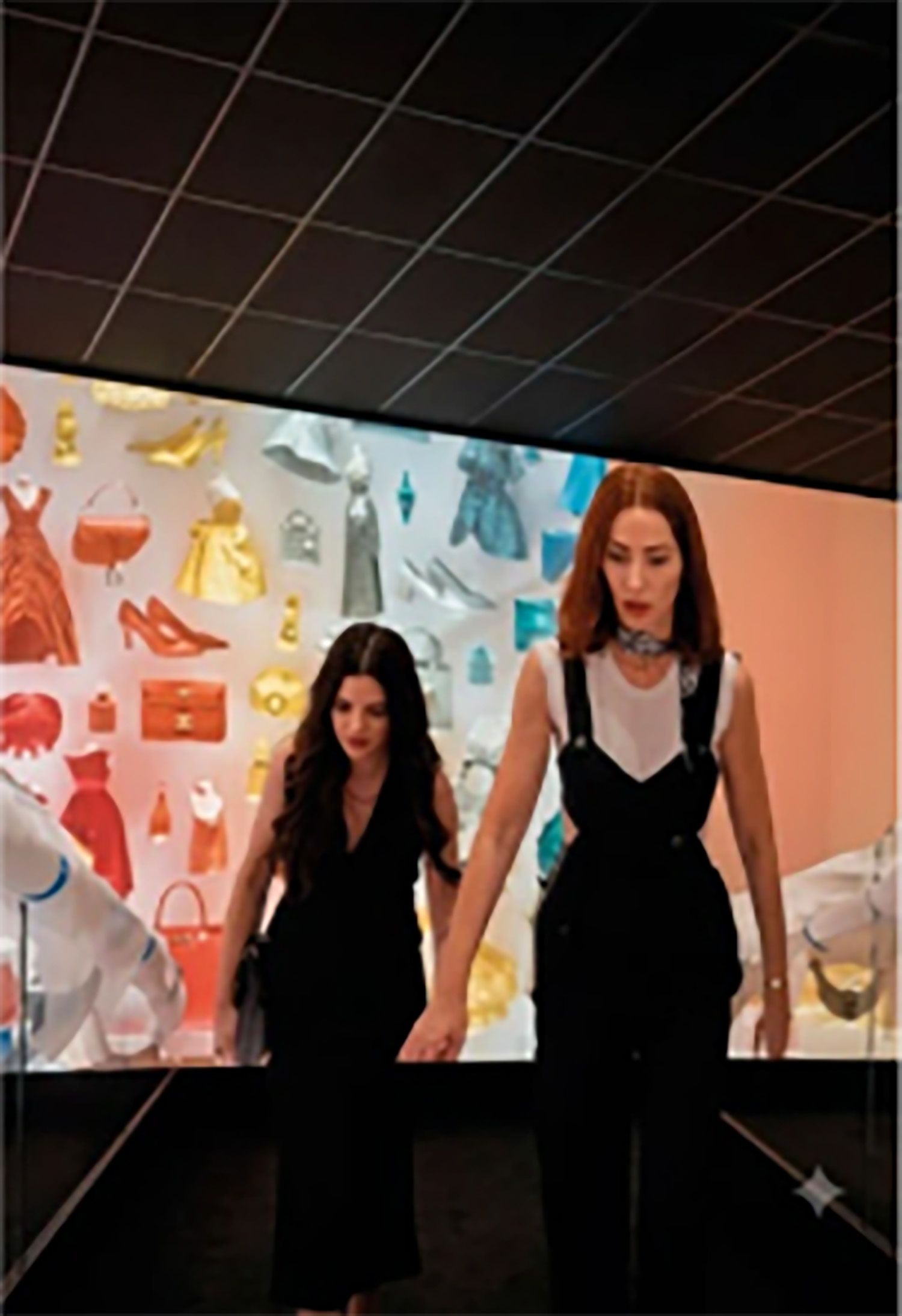 Escalera de la tienda de Dior en Nueva York reformada por Tvitec en 'El Diablo viste de Prada' | Tvitec Escalera de la tienda de Dior en Nueva York reformada por Tvitec en 'El Diablo viste de Prada' | Tvitec