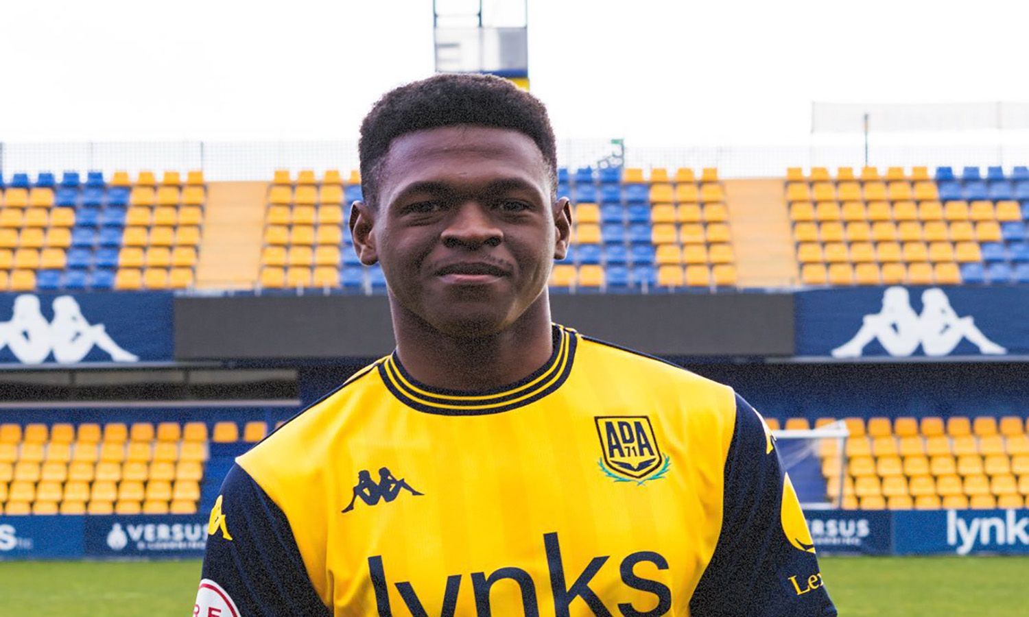 Ntji Tounkara, una nueva opción para el centro del campo de la Ponferradina | Córdoba Club de Fútbol Ntji Tounkara, una nueva opción para el centro del campo de la Ponferradina | Córdoba Club de Fútbol