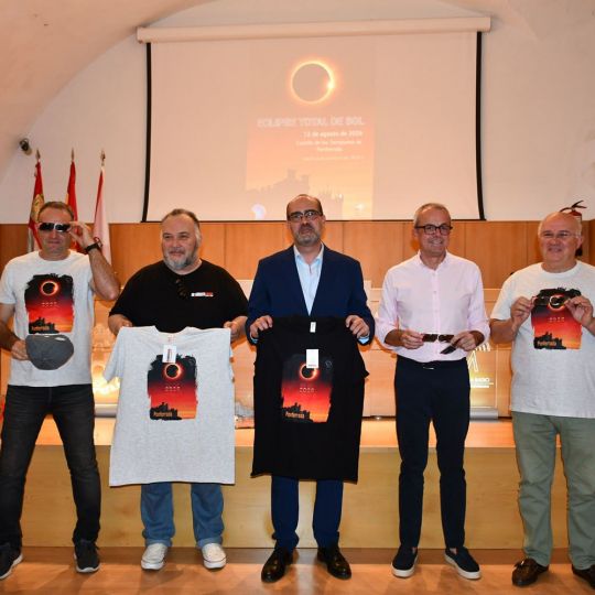 Presentación de las actividades para el eclipse solar total de Ponferrada (4)