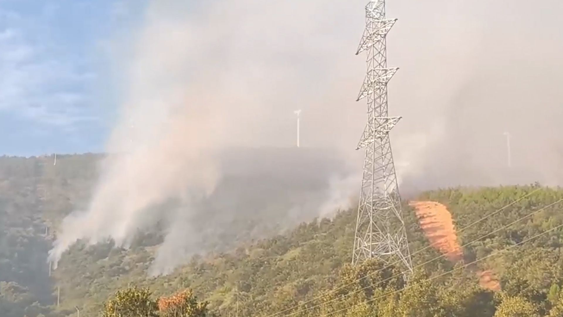 Incendio en San Andrés de las Puentes Incendio en San Andrés de las Puentes