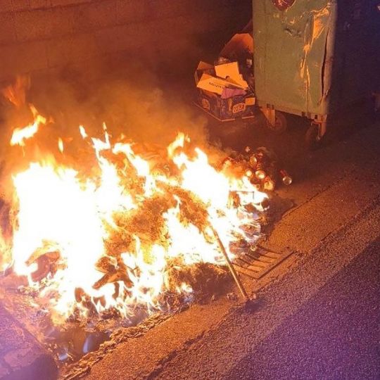 Prisión para el presunto autor de una oleada de incendios no forestales y otros delitos en El Bierzo Prisión para el presunto autor de una oleada de incendios no forestales y otros delitos en El Bierzo