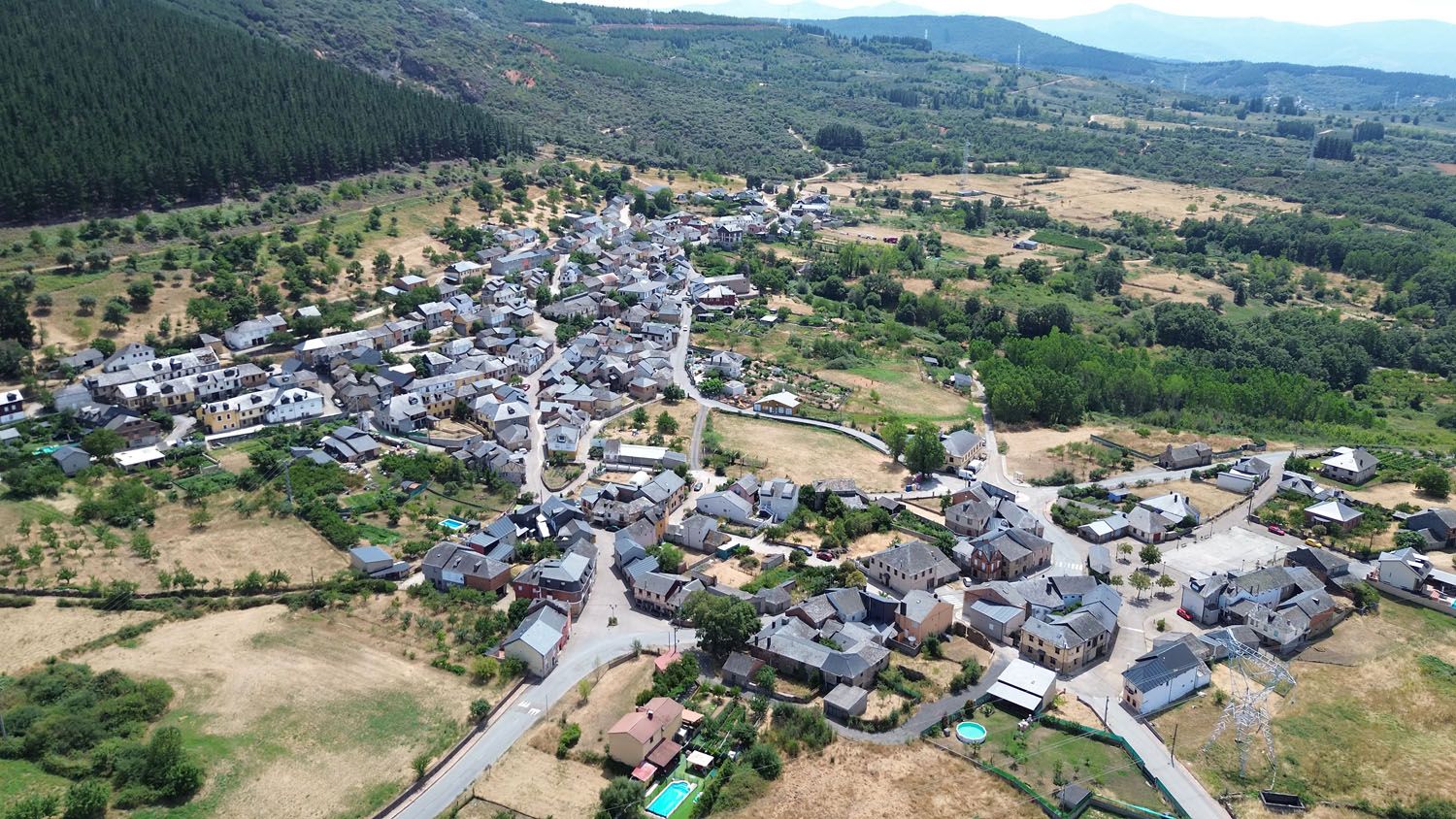 T4. Ep 9. Matachana y CastropodameDel Cielo a la Raíz del Bierzo | Daniel Merino (InfoBIerzo) T4. Ep 9. Matachana y CastropodameDel Cielo a la Raíz del Bierzo | Daniel Merino (InfoBIerzo)