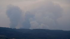 Incendio en Veguellina, perteneciente al municipio de Villafranca del Bierzo | Foto: César Sánchez, ICAL Incendio en Veguellina, perteneciente al municipio de Villafranca del Bierzo | Foto: César Sánchez, ICAL