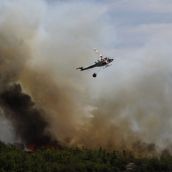 Incendio en la localidad de Veguellina, perteneciente al municipio de Villafranca del Bierzo | Foto: César Sánchez, ICAL Incendio en la localidad de Veguellina, perteneciente al municipio de Villafranca del Bierzo | Foto: César Sánchez, ICAL