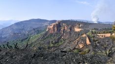 El incendio de Veguellina llega La Leitosa | Foto: Dani Merino, InfoBierzo El incendio de Veguellina llega La Leitosa | Foto: Dani Merino, InfoBierzo