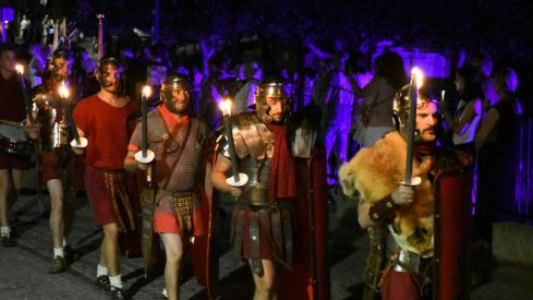 Desfile de legiones de la Ludus Bergidum de Cacabelos 2026 (1)