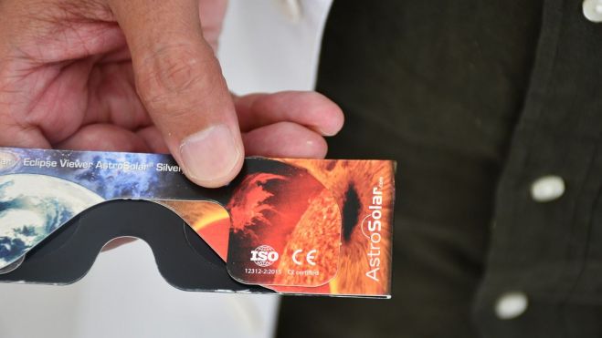 Consejos de Óptica Pro Fernando para ver el eclipse con seguridad (1) Consejos de Óptica Pro Fernando para ver el eclipse con seguridad (1)
