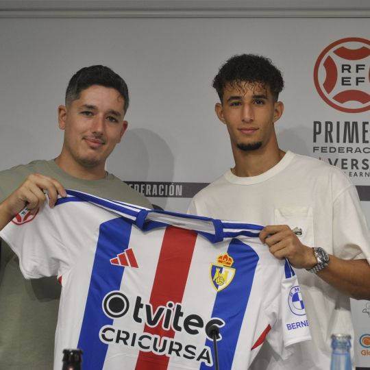 Aymane Jelbat espera que la Ponferradina le permita vivir «una gran temporada y ayudar al equipo a ascender» | Norberto de la Mata Aymane Jelbat espera que la Ponferradina le permita vivir «una gran temporada y ayudar al equipo a ascender» | Norberto de la Mata