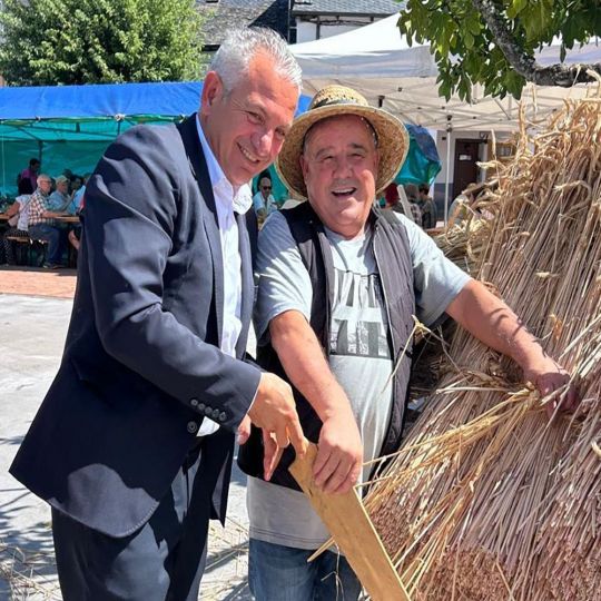 Nicanor Sen reivindica en El Espino el compromiso del Gobierno con los pueblos y el medio rural Nicanor Sen reivindica en El Espino el compromiso del Gobierno con los pueblos y el medio rural
