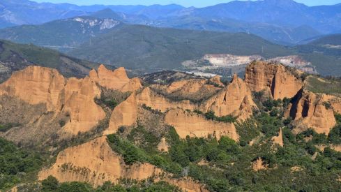 Las Médulas un año después del incendio | Daniel Merino (InfoBierzo) Las Médulas un año después del incendio | Daniel Merino (InfoBierzo)