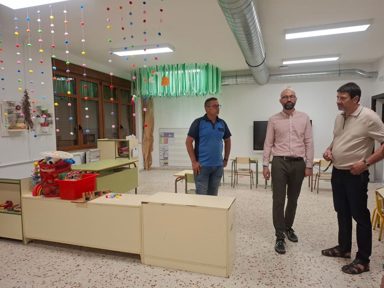 El Gobierno invierte 341.000€ para modernizar el colegio público de Venta de Albares (Torre del Bierzo) (5) El Gobierno invierte 341.000€ para modernizar el colegio público de Venta de Albares (Torre del Bierzo) (5)