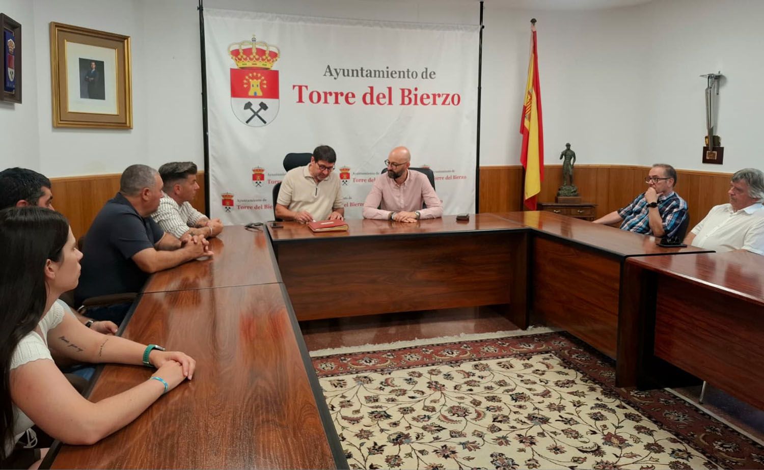 El Gobierno invierte 341.000€ para modernizar el colegio público de Venta de Albares (Torre del Bierzo) El Gobierno invierte 341.000€ para modernizar el colegio público de Venta de Albares (Torre del Bierzo)