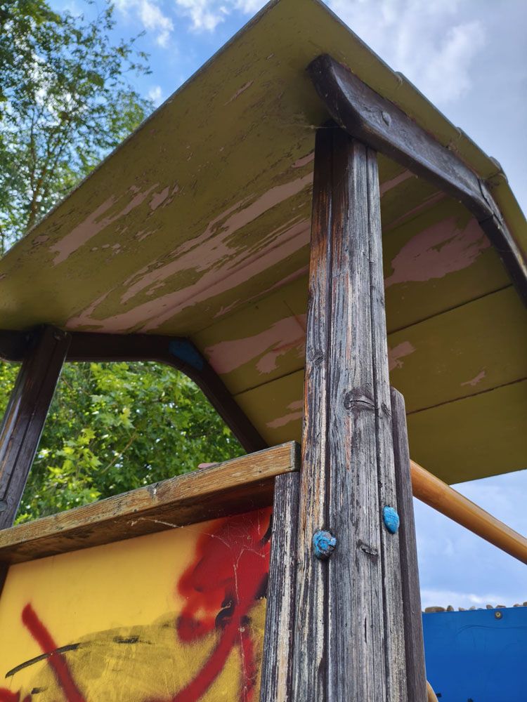 Parque infantil de Narayola | Coalición por el Bierzo Parque infantil de Narayola | Coalición por el Bierzo