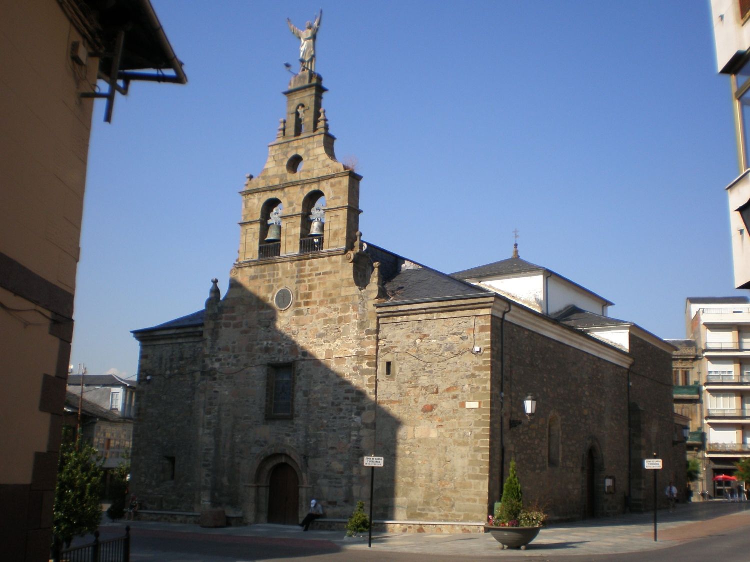 Iglesia San Pedro Bembibre | Turisleon Iglesia San Pedro Bembibre | Turisleon