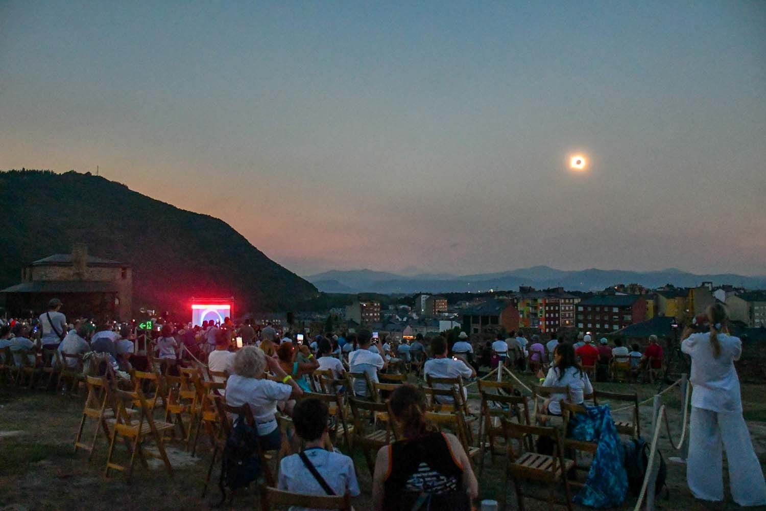 Eclipse solar desde Ponferrada (70) Eclipse solar desde Ponferrada (70)