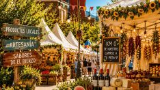 El Mercado de Verano de Ponferrada duplica sus puestos y reunirá a 40 productores y artesanos El Mercado de Verano de Ponferrada duplica sus puestos y reunirá a 40 productores y artesanos