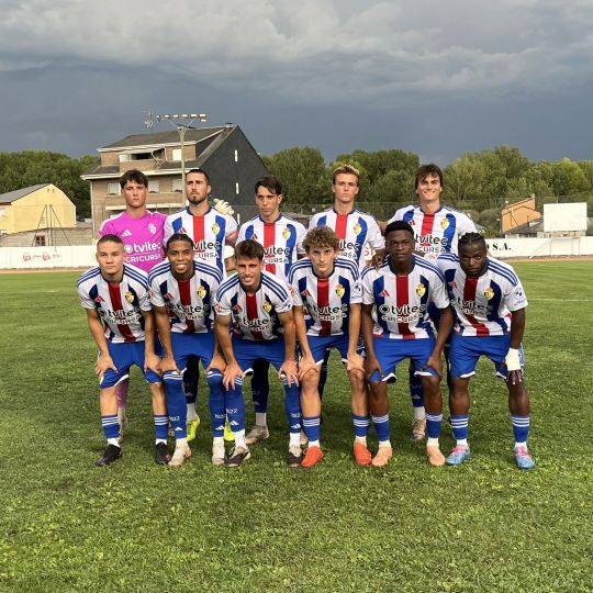 Alineación de la Ponferradina en Toral de los Vados