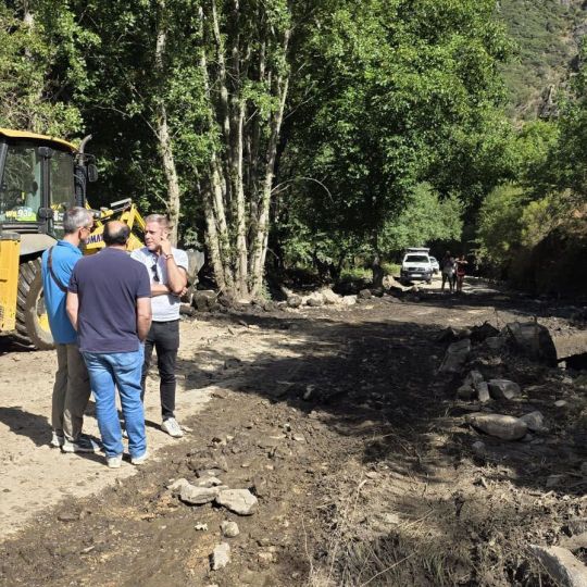 Abierta la carretera de acceso a Carracedo de Compludo tras la actuación del Ayuntamiento de Ponferrada | Ayuntamiento de Ponferrada