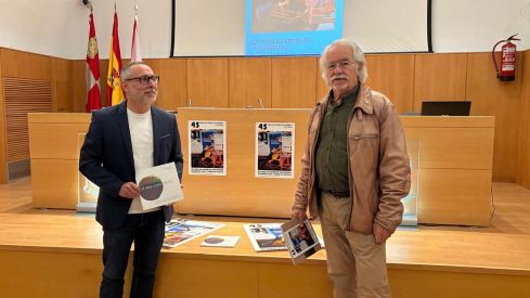 Presentación de la Feria de la Cerámica |A la izq el concejal de Fiestas del Ayuntamiento de Ponferrada, Carlos Cortina junto al impulsor de la feria, Gerardo Queipo Presentación de la Feria de la Cerámica |A la izq el concejal de Fiestas del Ayuntamiento de Ponferrada, Carlos Cortina junto al impulsor de la feria, Gerardo Queipo