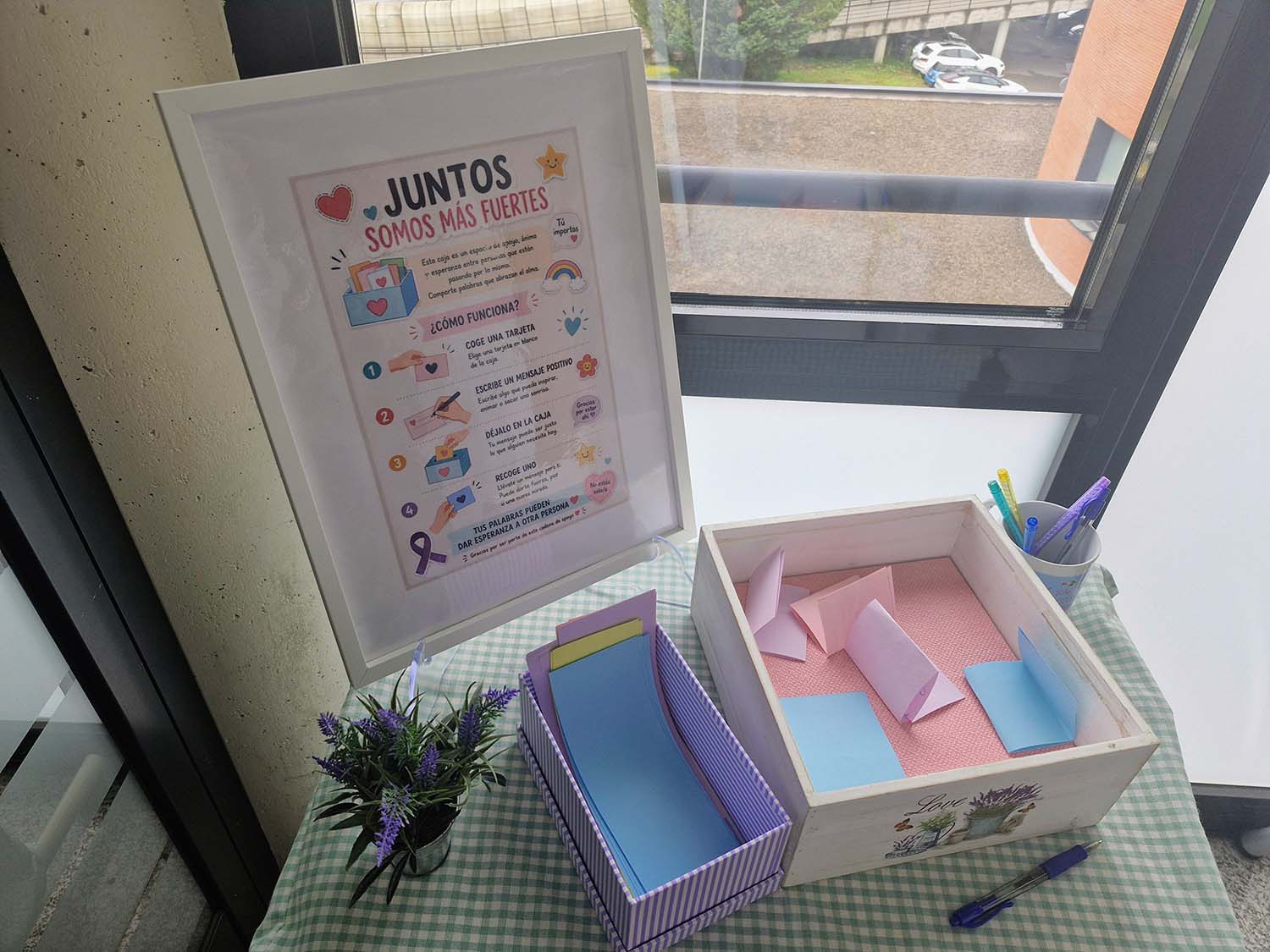 Mesa de mensajes de la inciativa 'Juntos somos más fuertes' de la Gasbi (2)