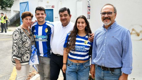 La afición de la Ponferradina no falla en el estreno liguero ante la UD Ourense | Daniel Merino La afición de la Ponferradina no falla en el estreno liguero ante la UD Ourense | Daniel Merino