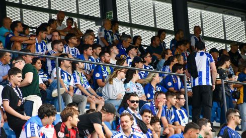 La afición de la Ponferradina no falla en el estreno liguero ante la UD Ourense | Daniel Merino La afición de la Ponferradina no falla en el estreno liguero ante la UD Ourense | Daniel Merino